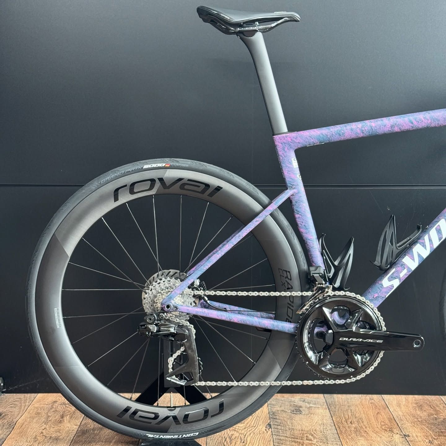 🖤🍇S-Works Tarmac SL8 🍇🖤

#sworks #specialized #tarmacls8 #rovalwheels #shimanoduraacedi2 #shimanoroad #rovalcomponents #ceramicspeed